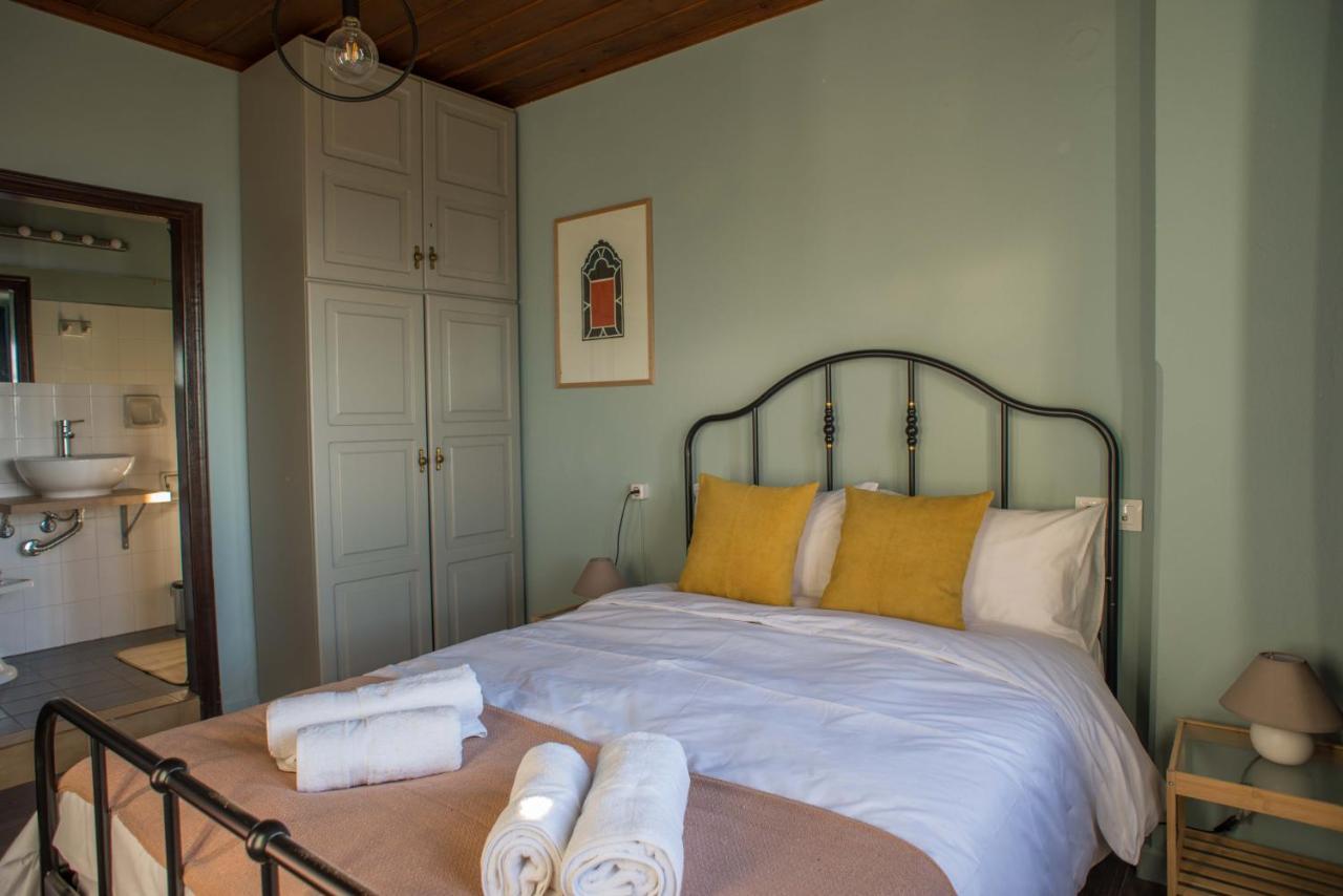Charis Guesthouse Makrinítsa Eksteriør bilde