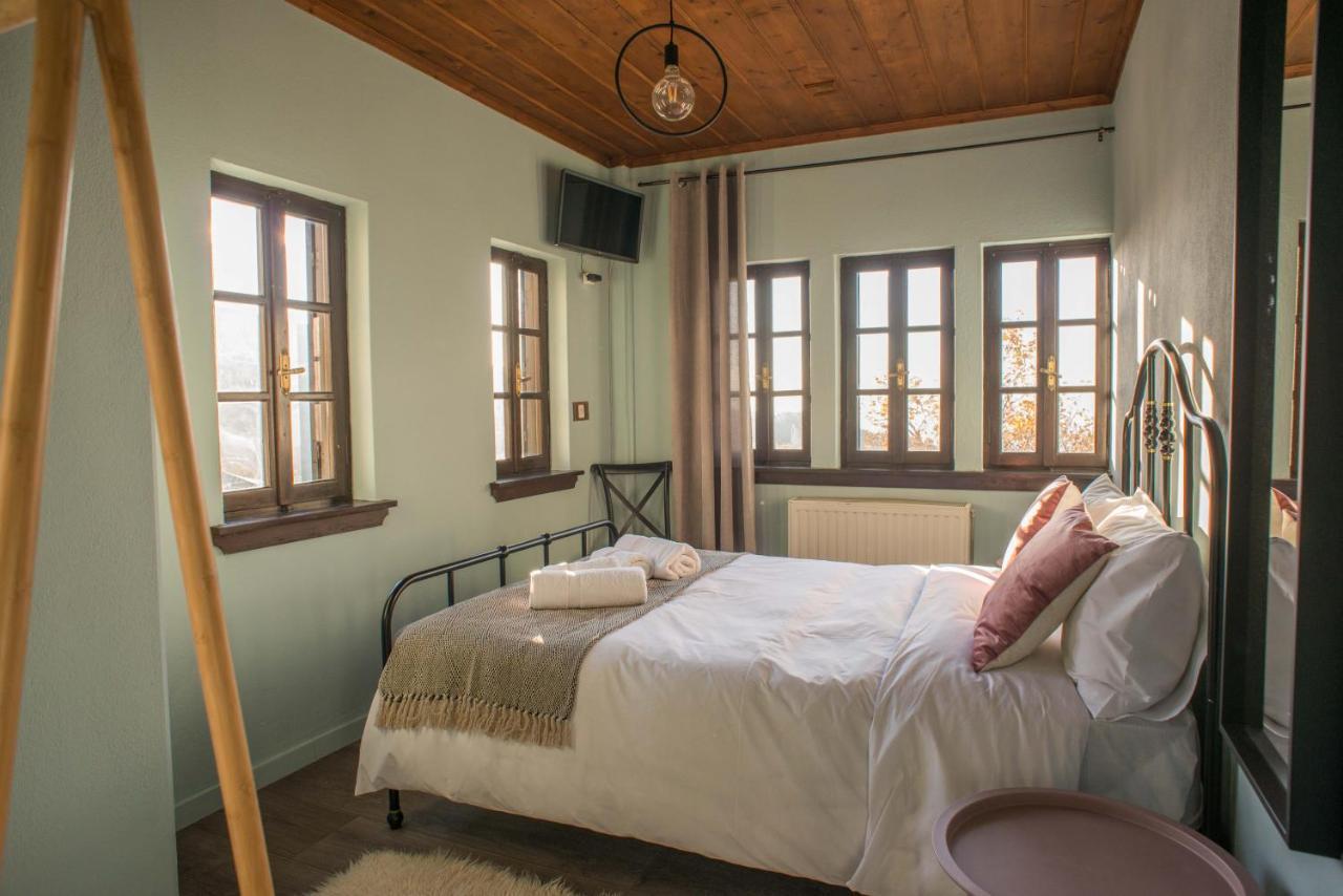 Charis Guesthouse Makrinítsa Eksteriør bilde