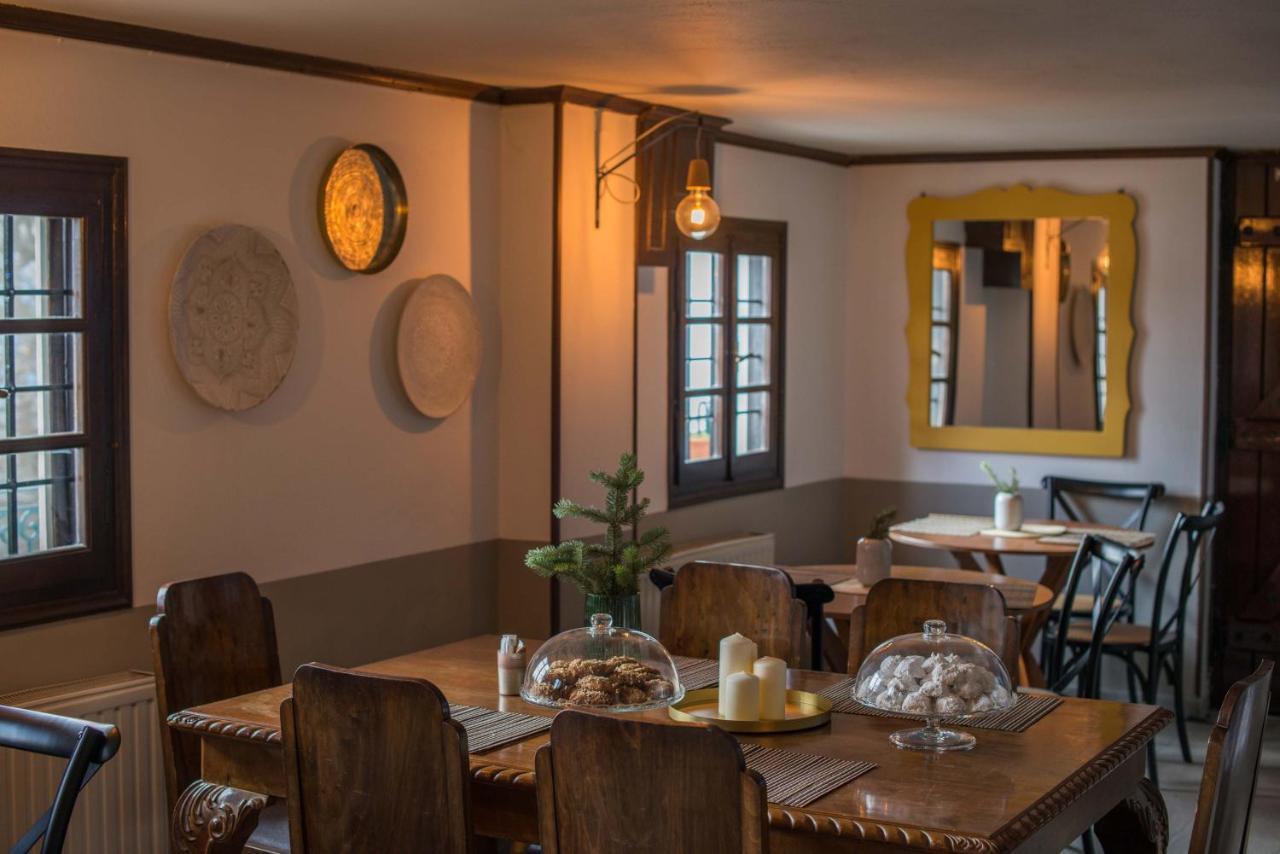 Charis Guesthouse Makrinítsa Eksteriør bilde